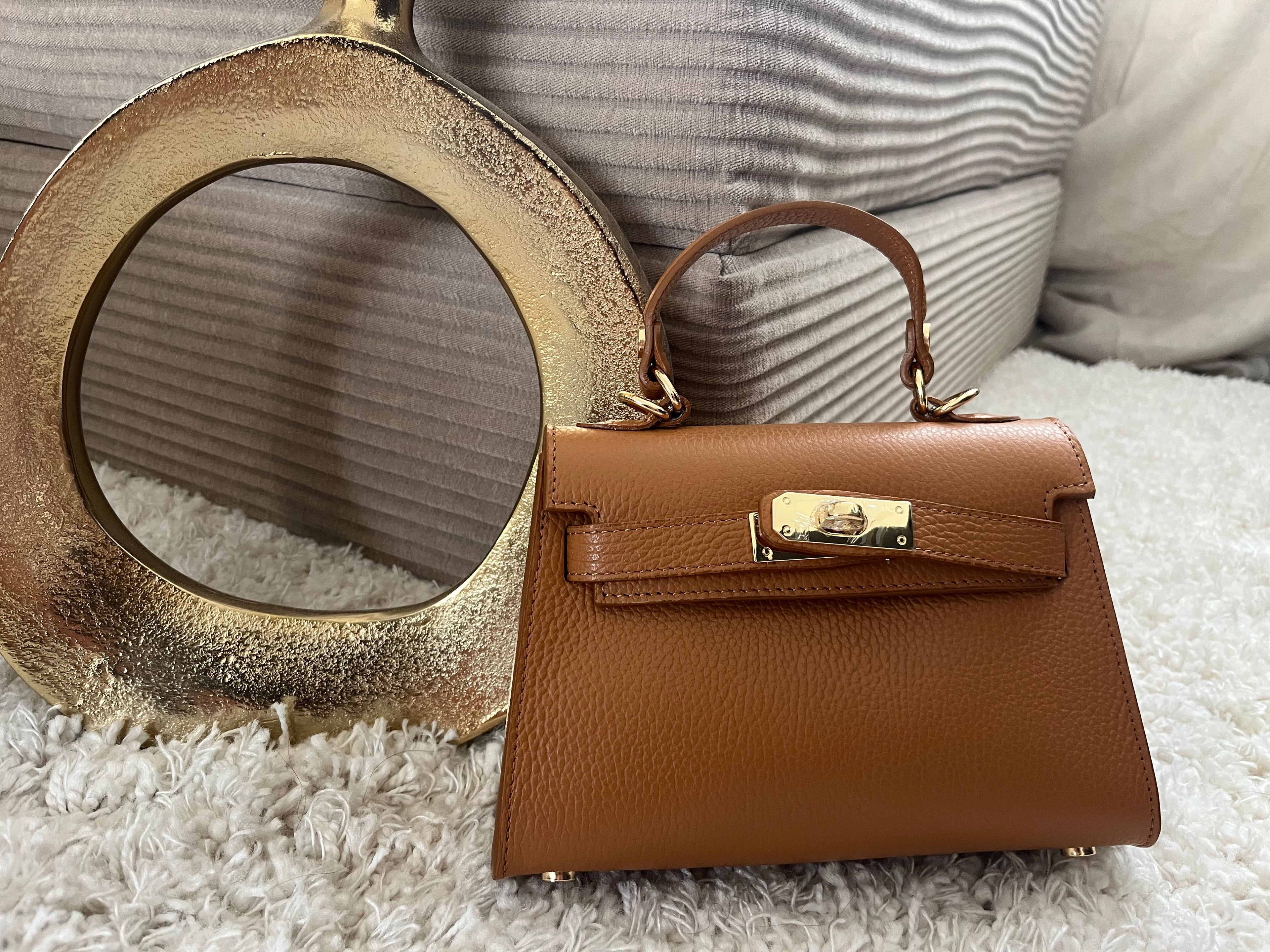 Tas Mia